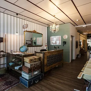 https://pars-tailors-hostal.topbarcelonahotels.com
